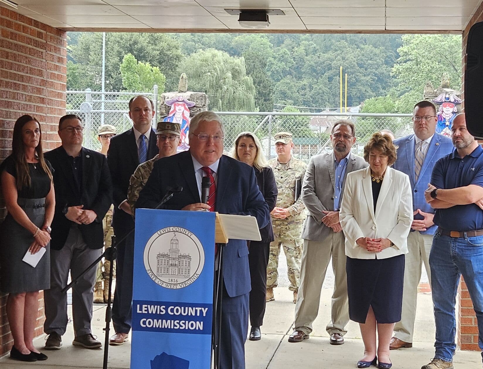 State and local officials announce school-relocation recovery support