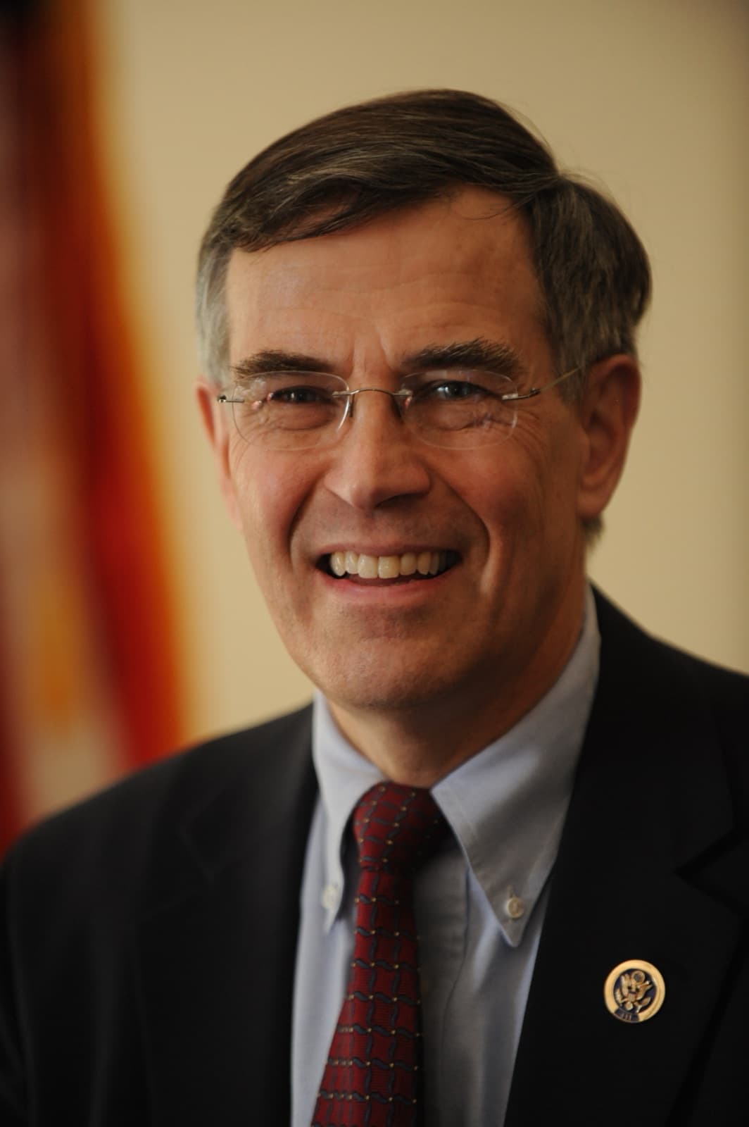Official portrait of Rush D. Holt Jr.
